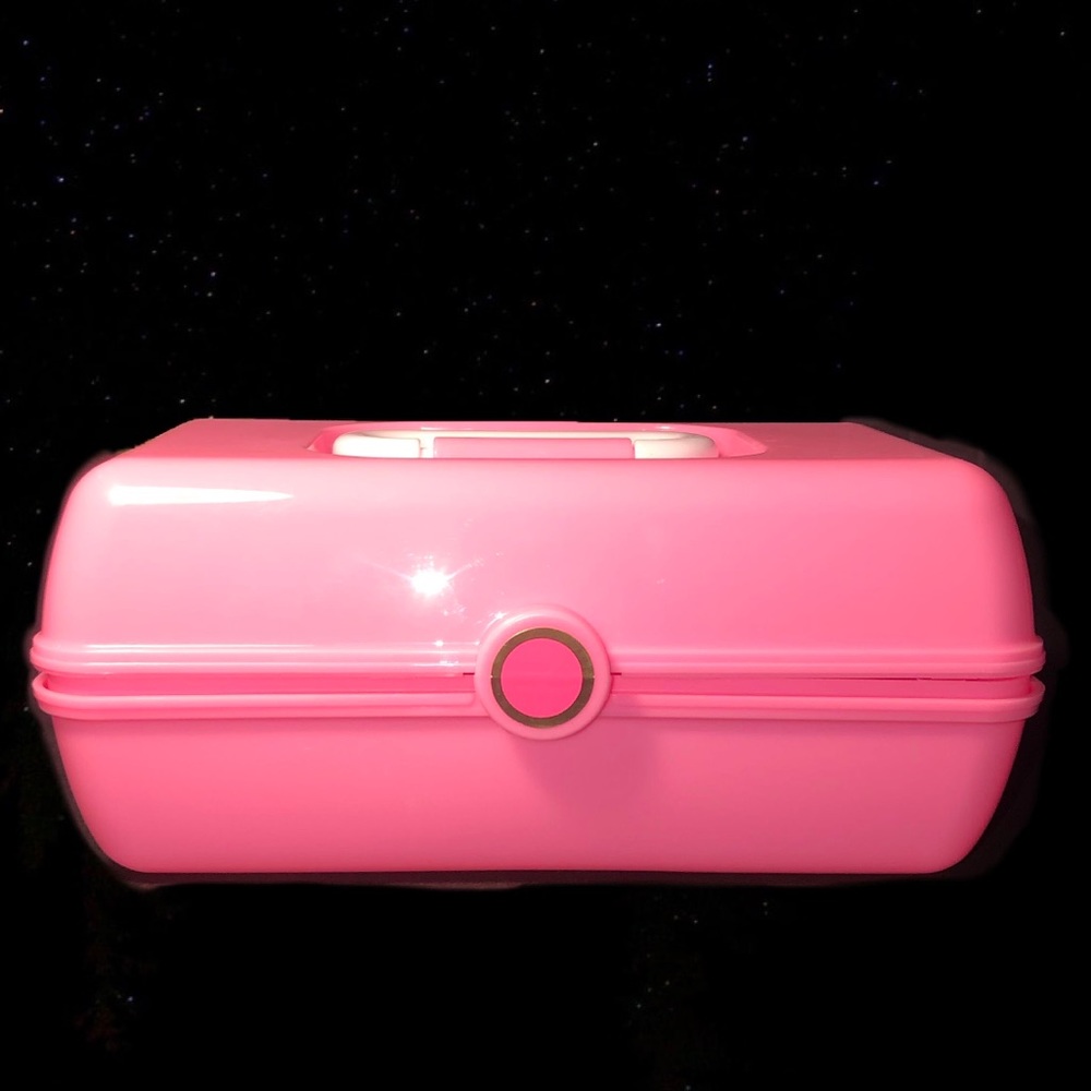 90s vibes plastic cosmetics square makeup case